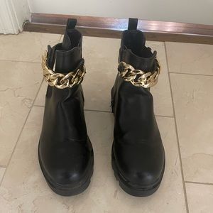 Steve Madden Girl’s Jamulet Boots!